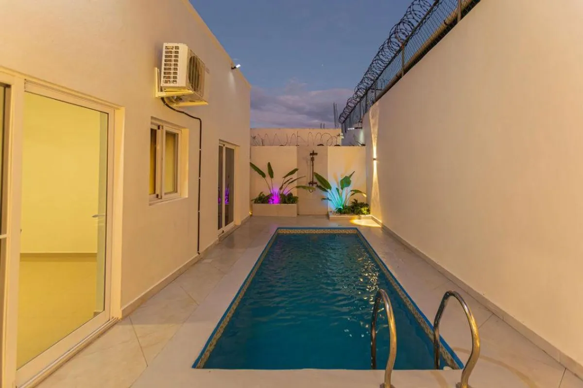 STUNNING MODERN VILLA, photo 2