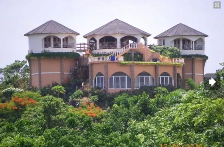 Casa en la Montaña con Majestuosa Vista al Mar y la Ciudad, foto 6