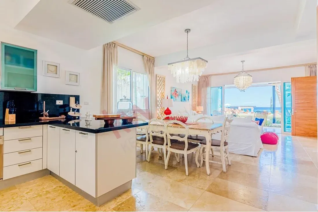 LUXUEUX APPARTEMENT EN FRONT DE MER, photo 7