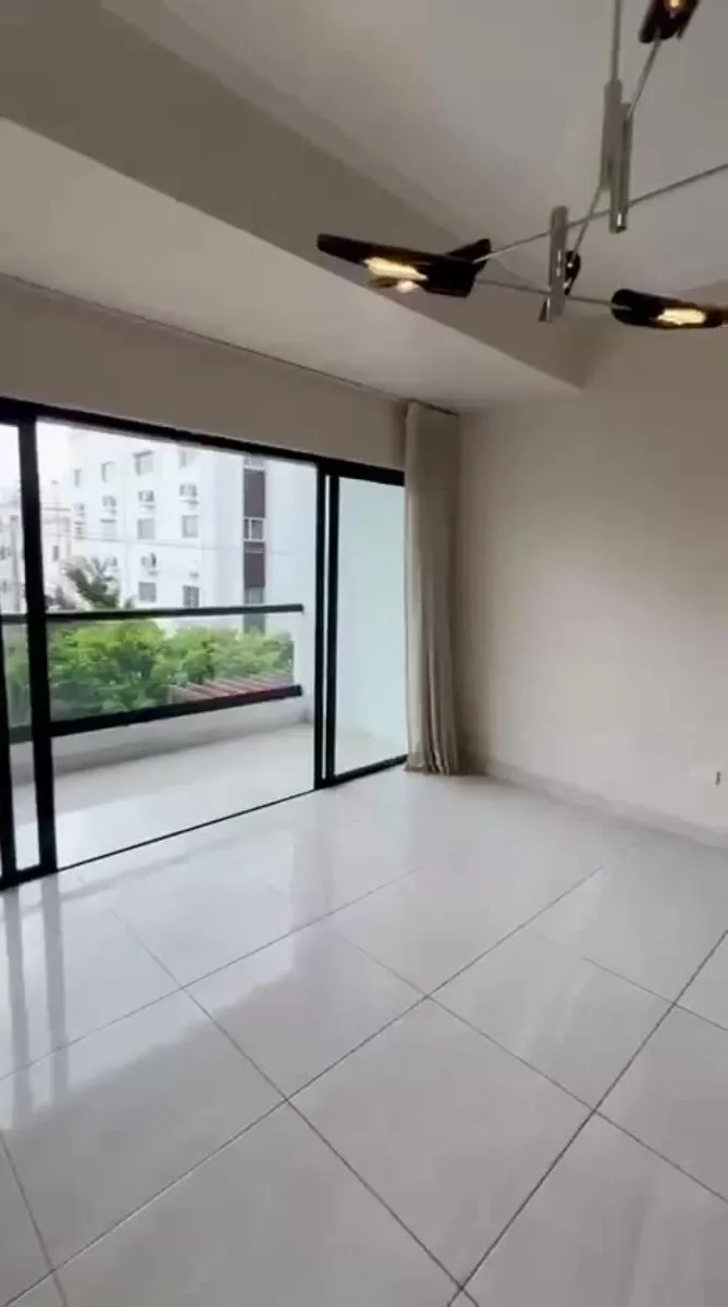 Appartement à Evaristo Morales, Santo Domingo, photo principale