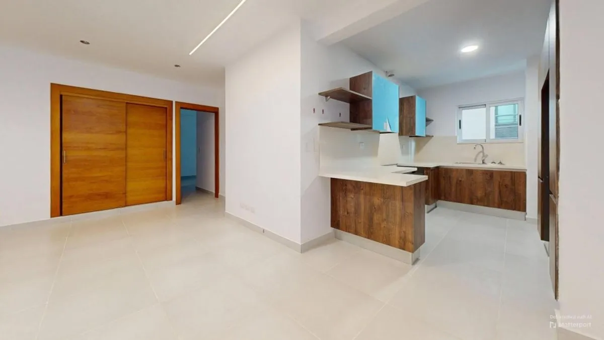 Apartamento en Evaristo Morales, 3 hab, 3 baños, foto principal