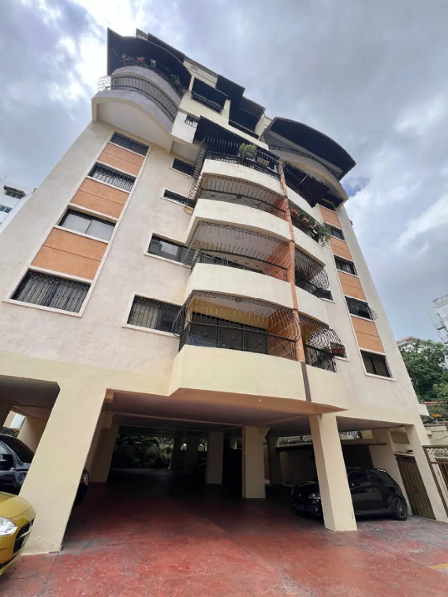 Apartamento en Evaristo Morales, Santo Domingo, foto 8