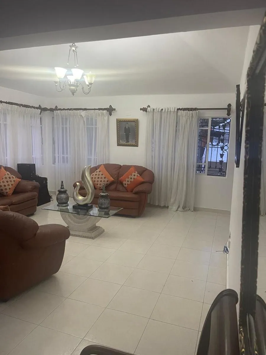 Beautiful House in Urb. Henríquez, Área Monumental, Stgo., photo 11