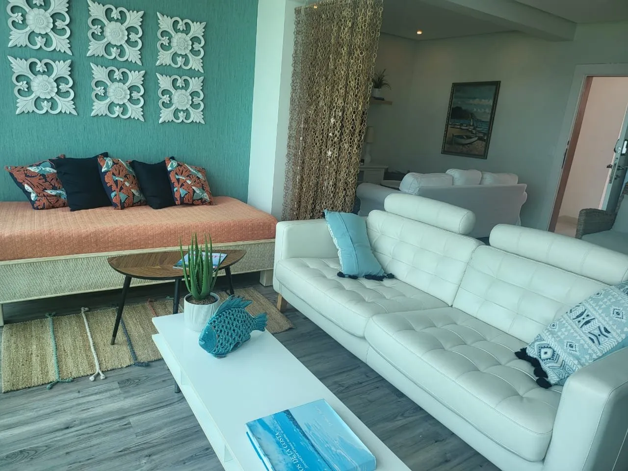 EN VENTA – ESPECTACULAR APARTAMENTO FRENTE AL MAR Y CON PISCINA DISPONIBLE, foto 10