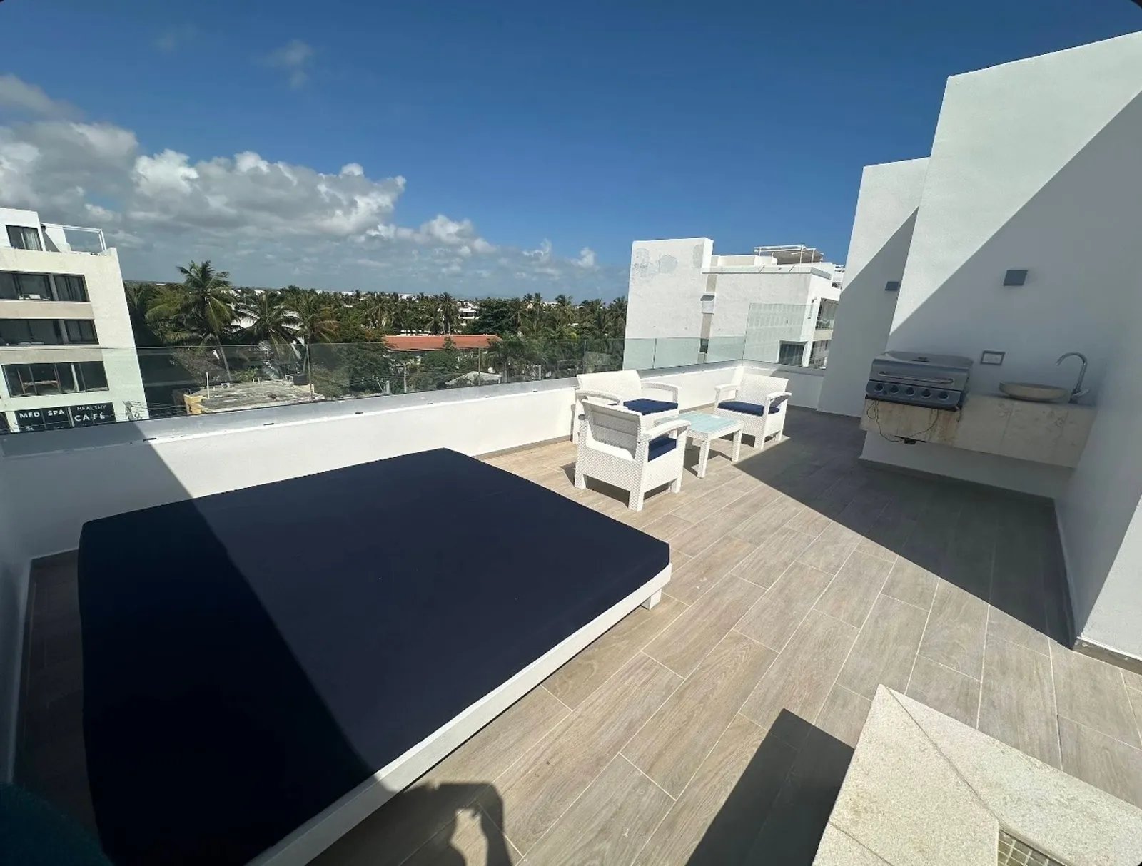 Penthouses steps from the beach with private pool, photo 3