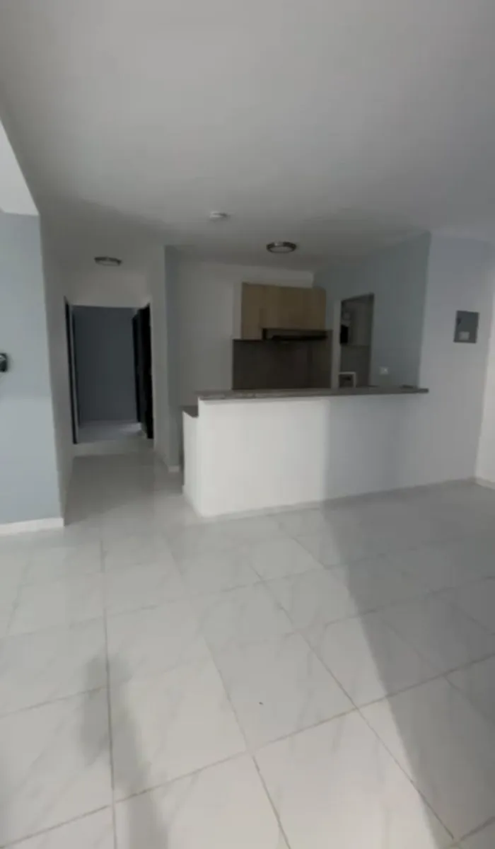 VENTA DE APARTAMENTO EN LA ROMANA 3 HABITACIONES, foto 2