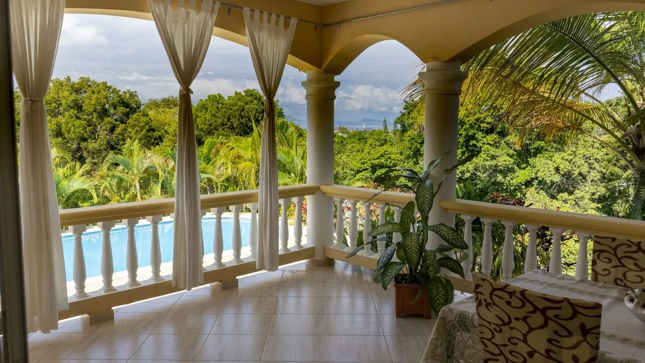 Villa avec vue sur l'océan et les montagnes, photo 12
