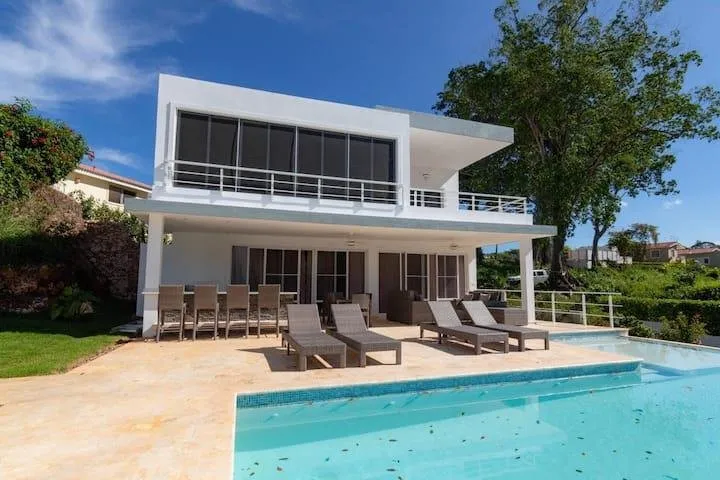 VISTA MARE E PISCINA PRIVATA - 3 CAMERE - VILLA, foto principale