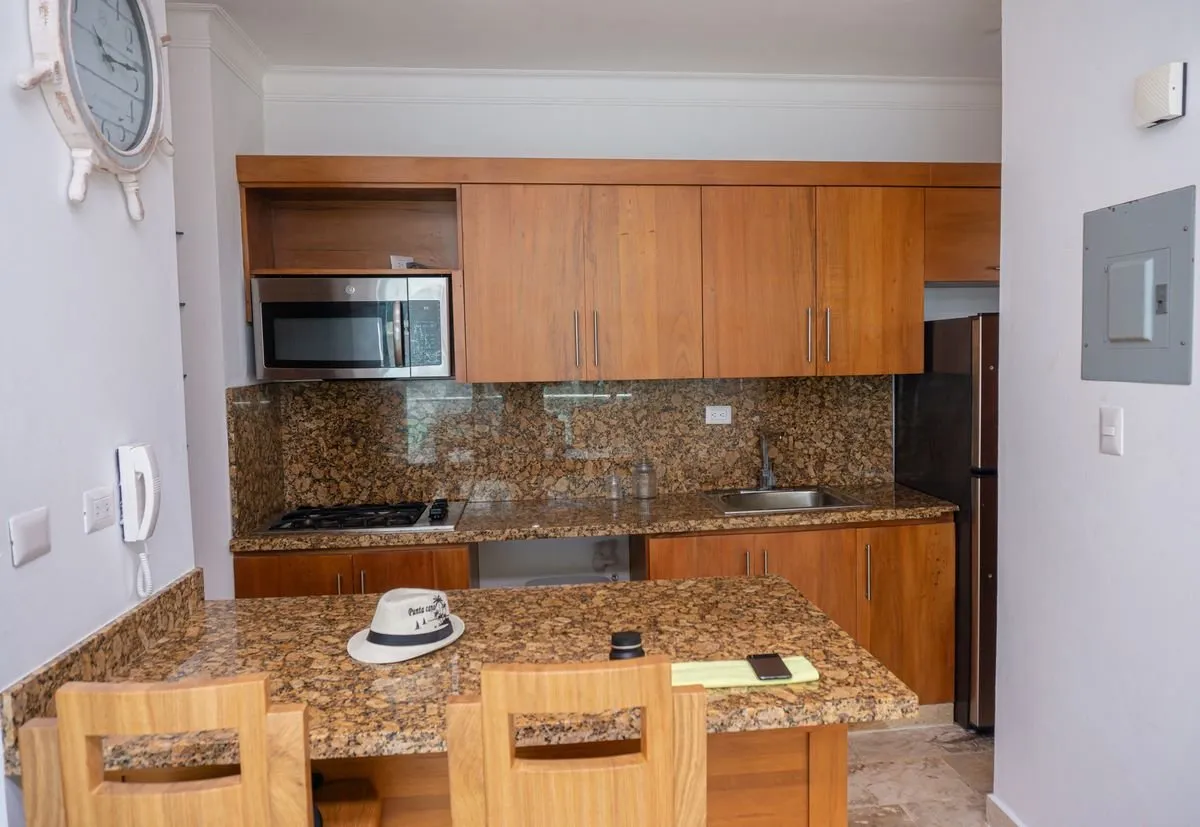FOR SALE – LUXURIOUS OCEANFRONT APARTMENT, photo 7