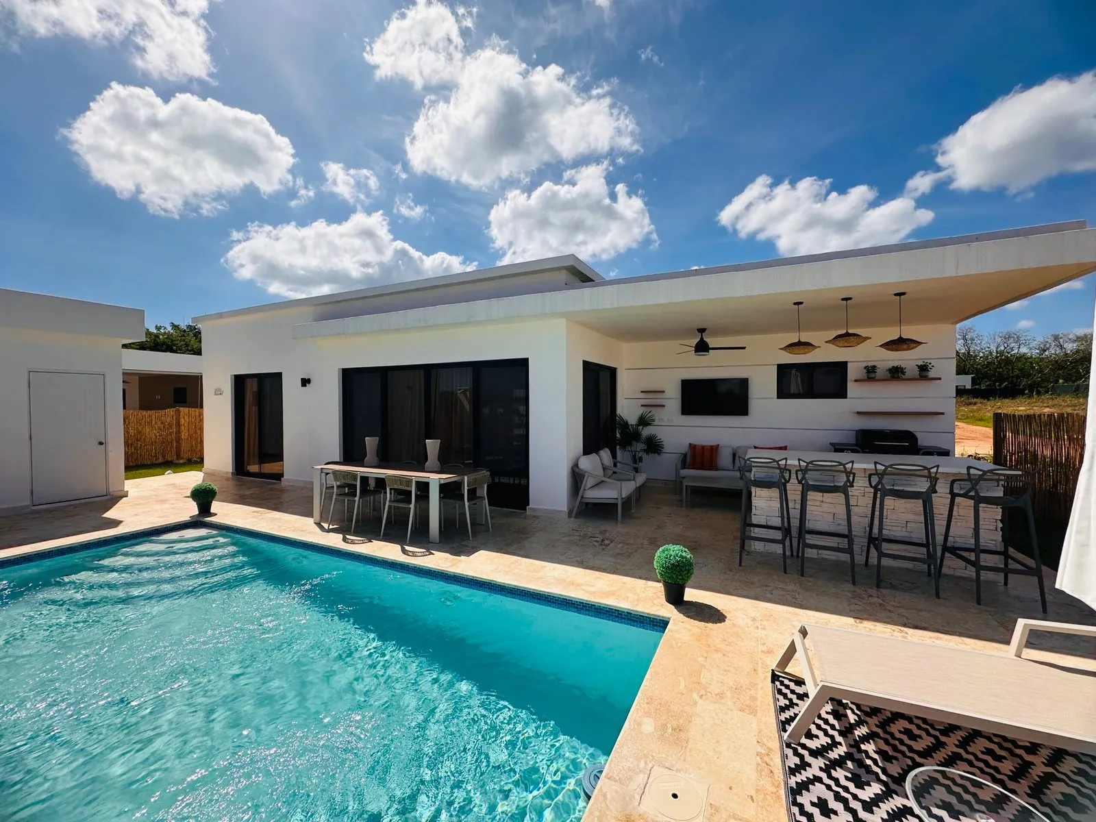 Villa en Venta en Sosúa por US$250,000 | Piscina Privada y Terraza, Foto 11