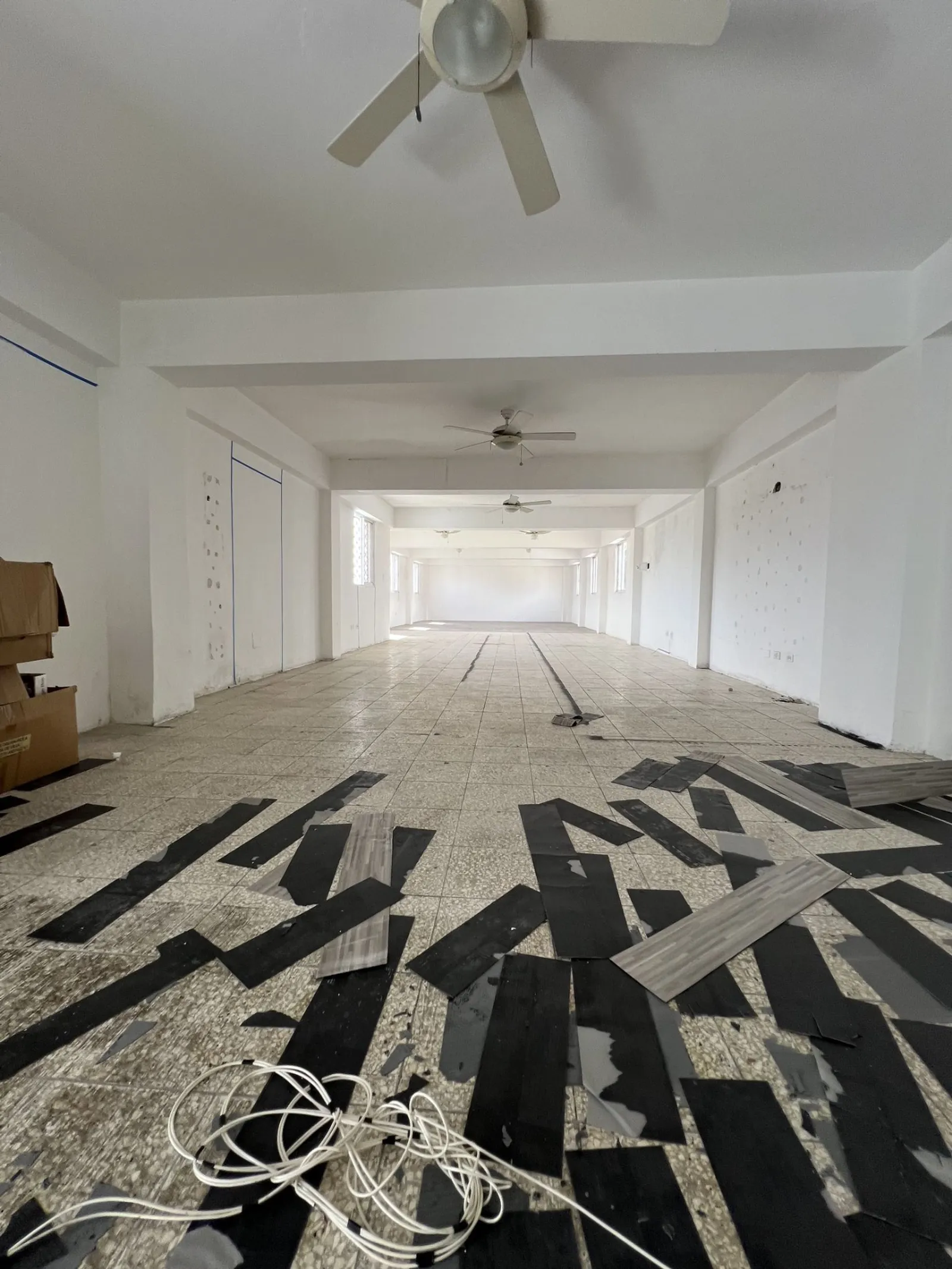 GEWERBLICHES GEBÄUDE ZUM VERKAUF 1000 M² EVARISTO MORALES, Foto 14