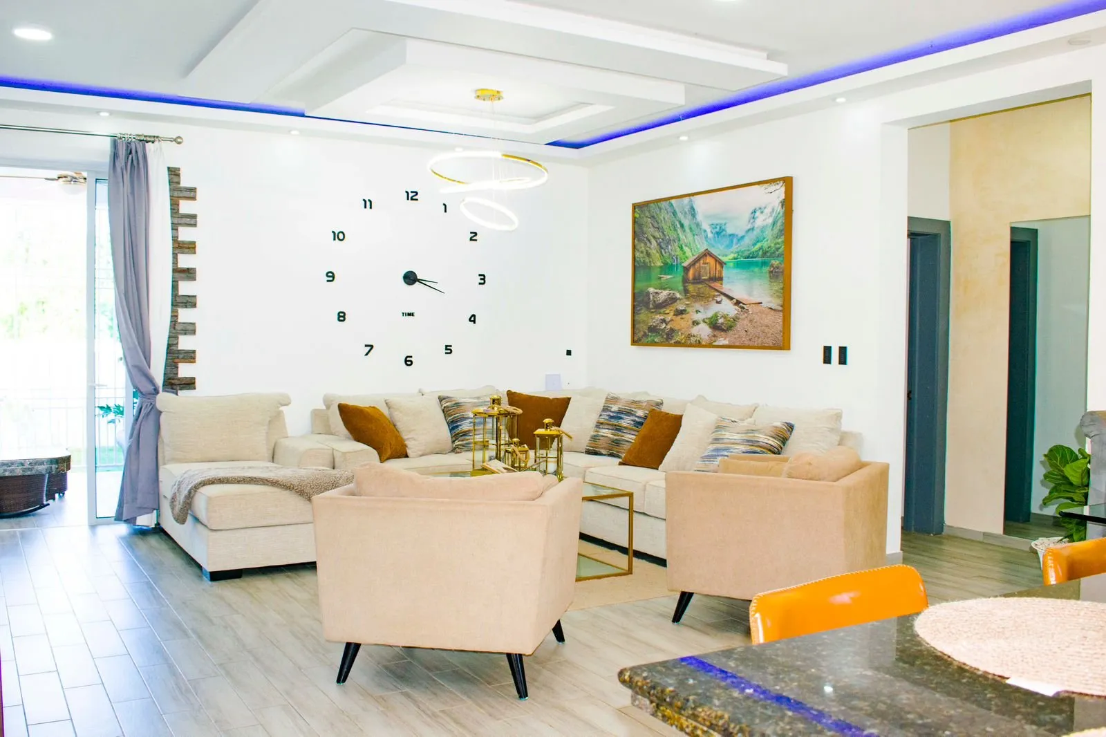 Luxury Property with Main House, Apartments and Pool just 10 minutes from Playa Encuentro, photo 12
