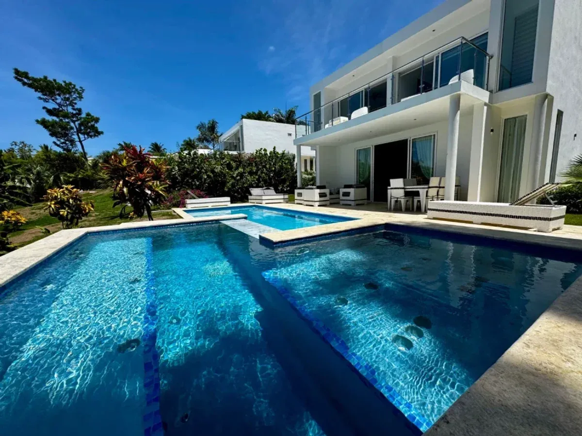 Maison de luxe à Sosúa avec piscine et jardin, photo principale