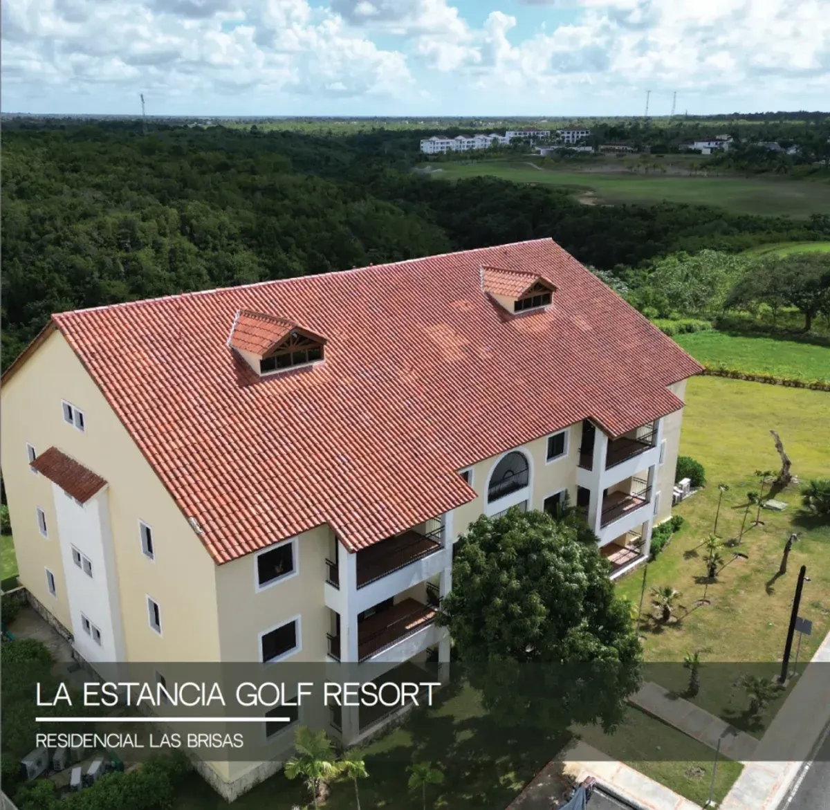 Modern 3 BR Penthouse in La Estancia Golf Resort, main photo