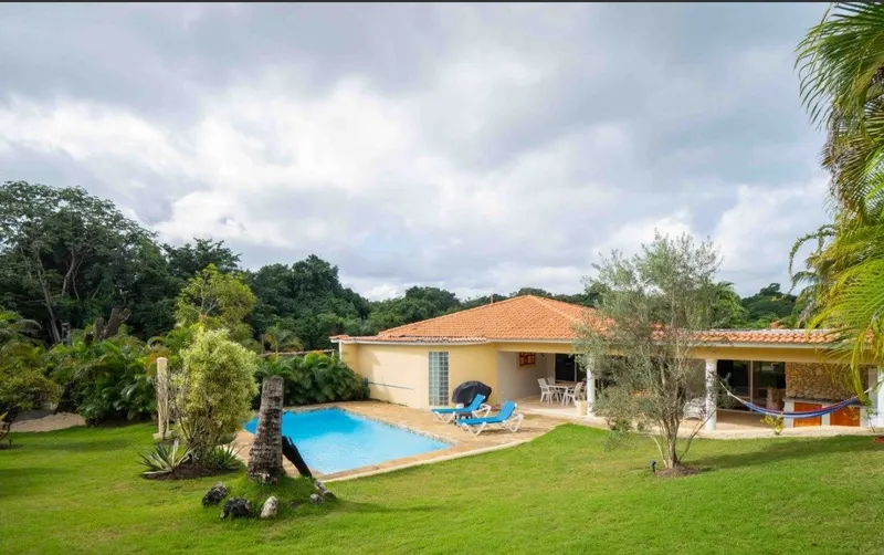 Villa mit privatem Pool und unabhängigem Studio in exklusiver geschlossener Wohnanlage, USD$ 299,000