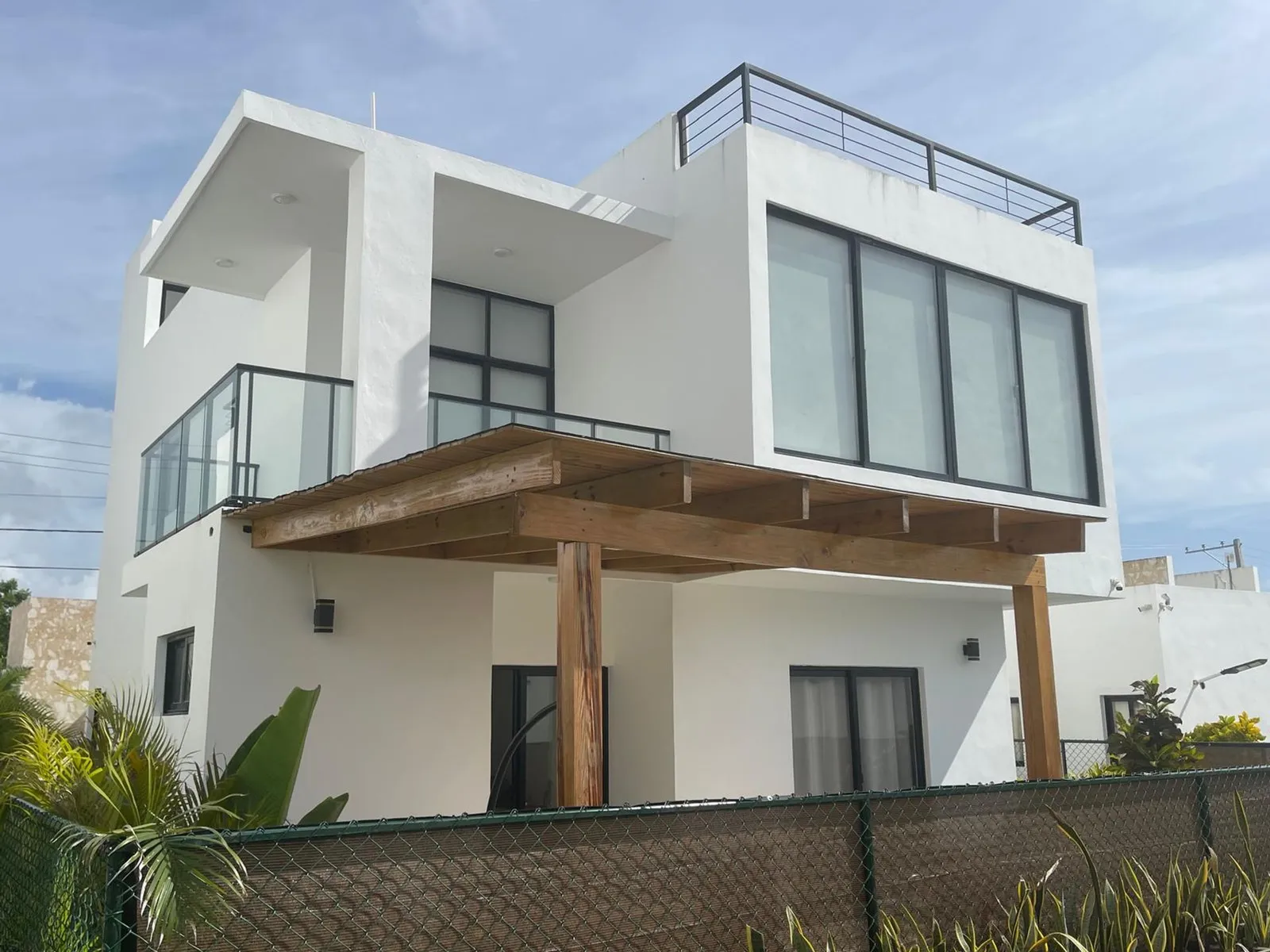 Impressionnante Villa avec Rooftop À Ecos del Mar, photo principale