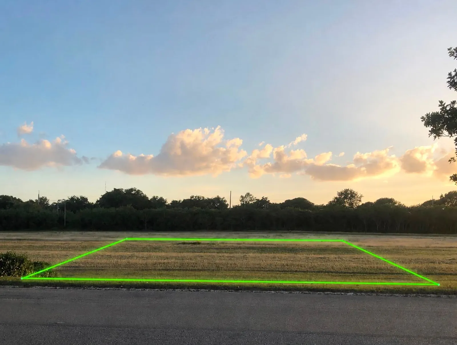 500m2 Lot in La Estancia Golf & Country Club, main photo