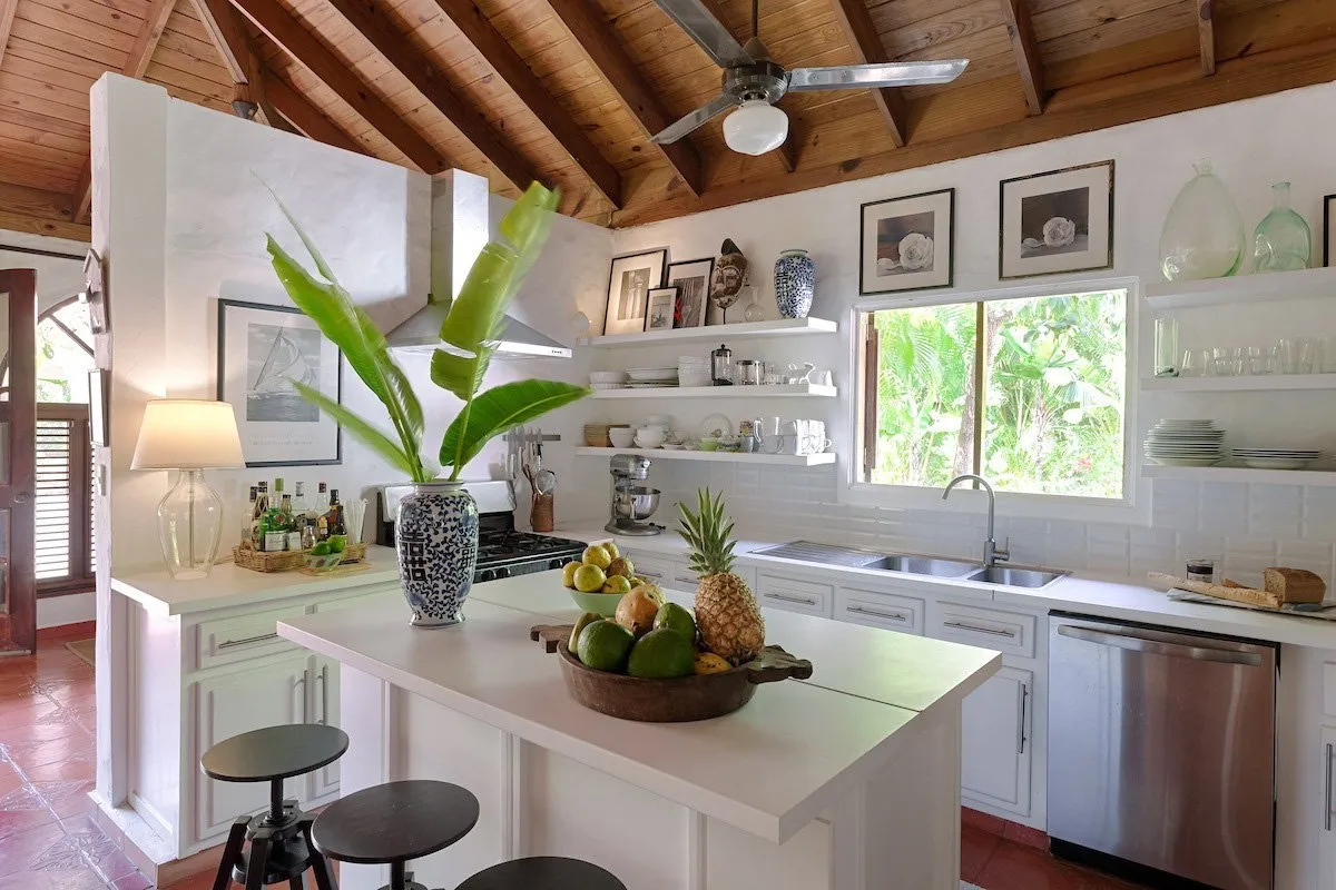 Villa Coralina: Caribbean Charm with Ocean Views in Sea Horse Ranch, photo 7