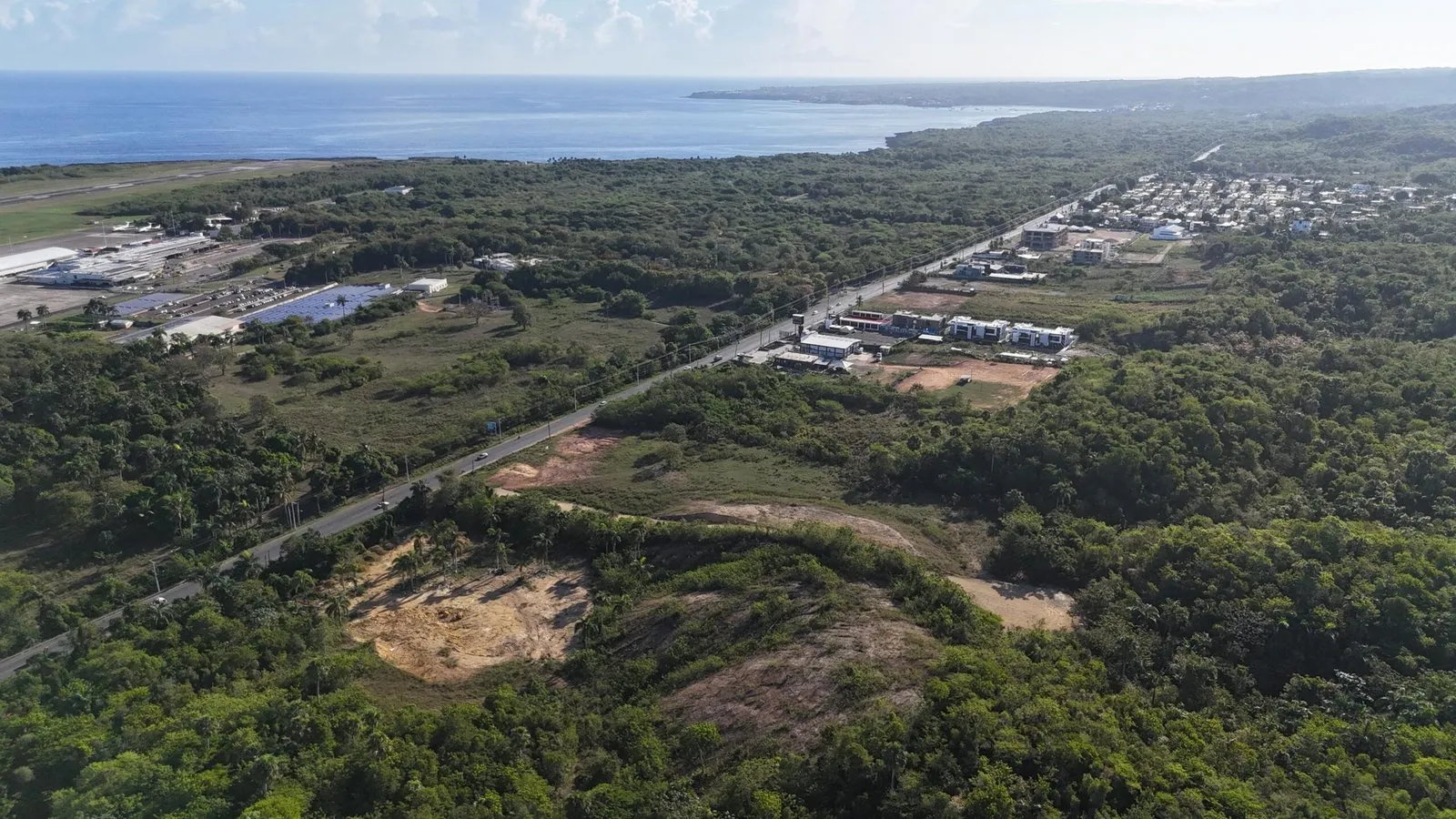 Commercial Land in Front of Gregorio Luperón Airport, photo 4