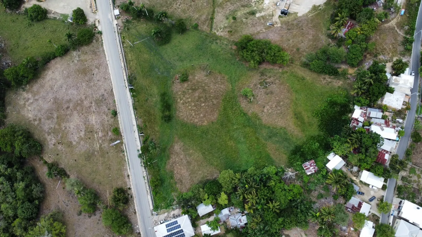 TERRENO EN VENTA EN LA ENTRADA DE GRAN PARADA, PUERTO PLATA, Hauptfoto