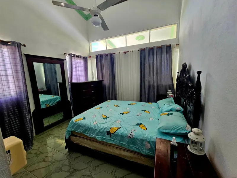 HOUSE with pool, independent apartment, and ocean view, USD$ 395,900