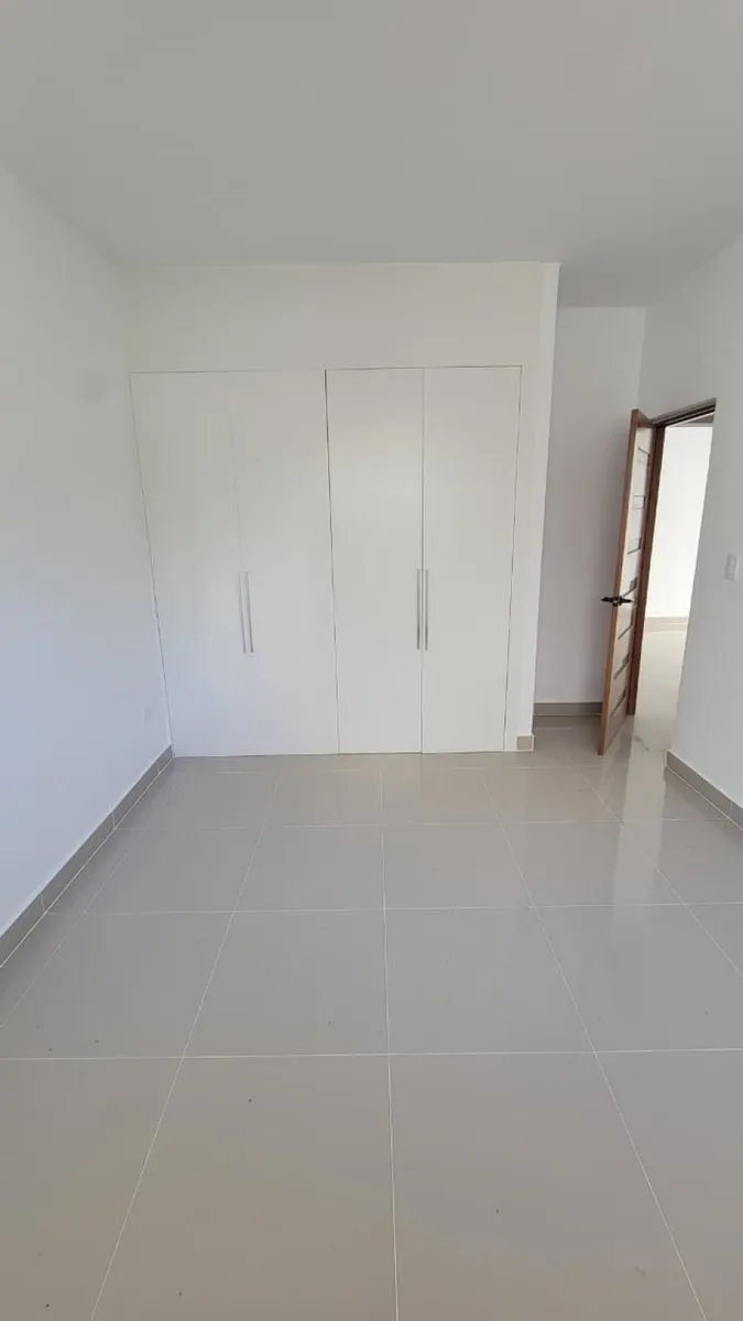 Apartment for Sale in the El Millón Sector, photo 8