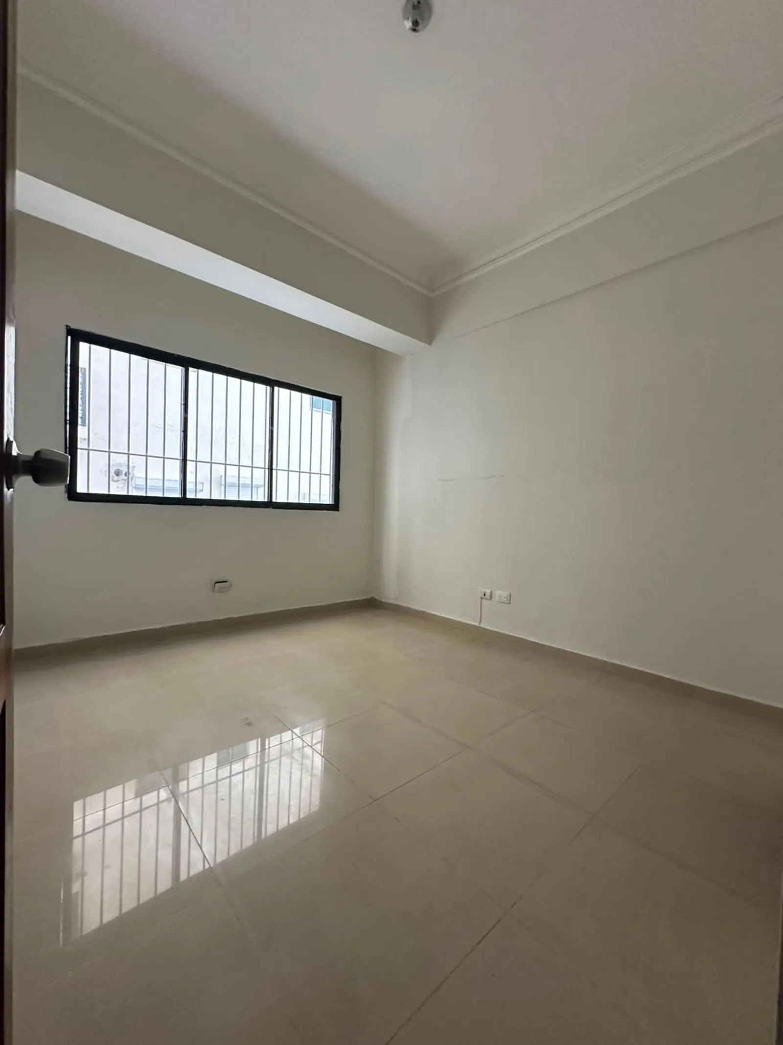 Large 3 BR, 2.5 BA, 2 Parking Apartment, photo 7
