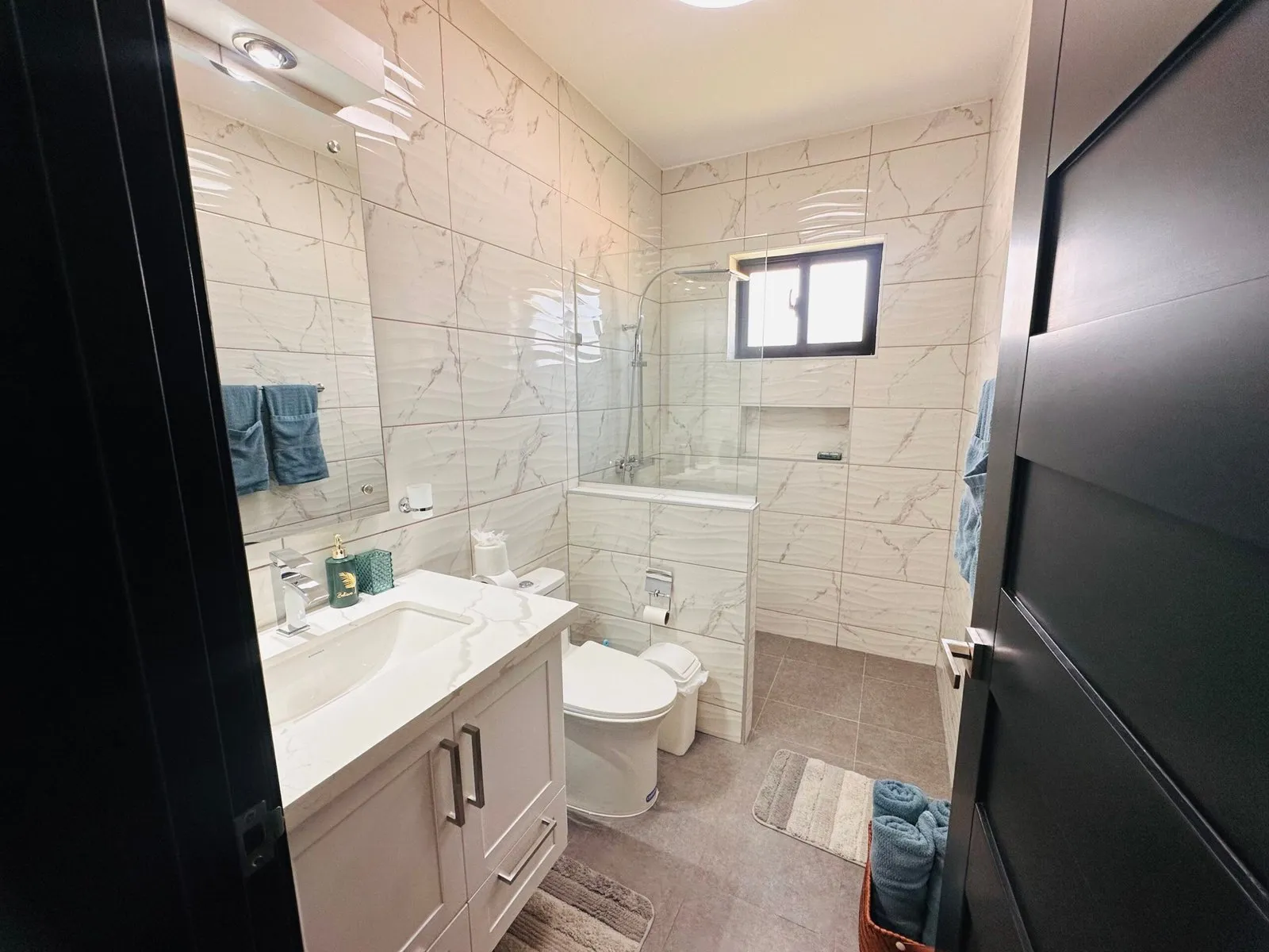 Villa en Venta en Sosúa por US$250,000 | Piscina Privada y Terraza, Foto 2