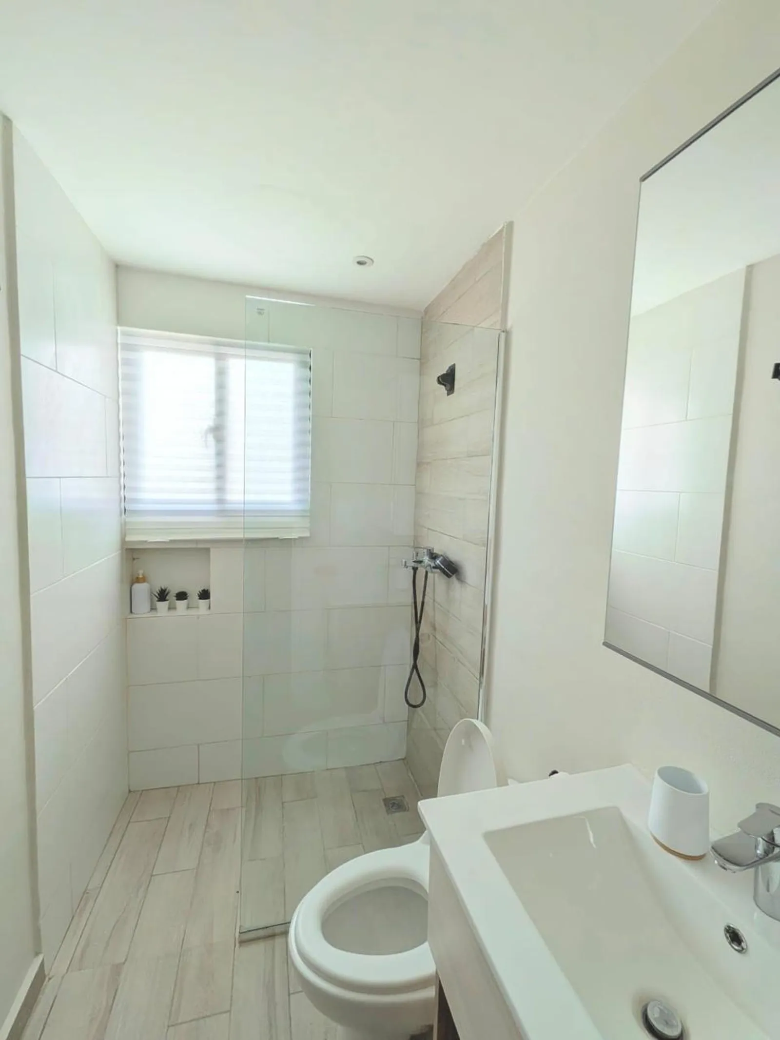 Appartamento arredato di 2 camere con jacuzzi, foto 7
