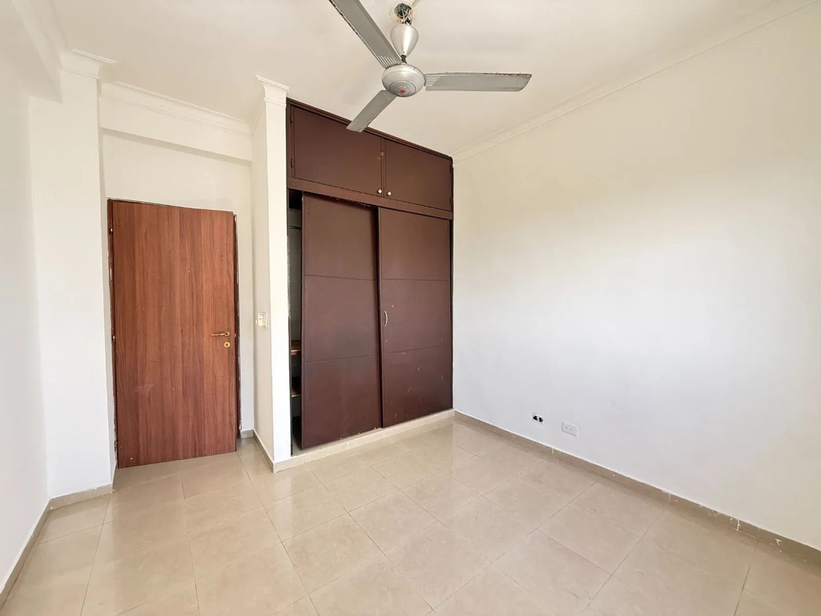 Appartement en Tour, Romana del Oeste, photo 9