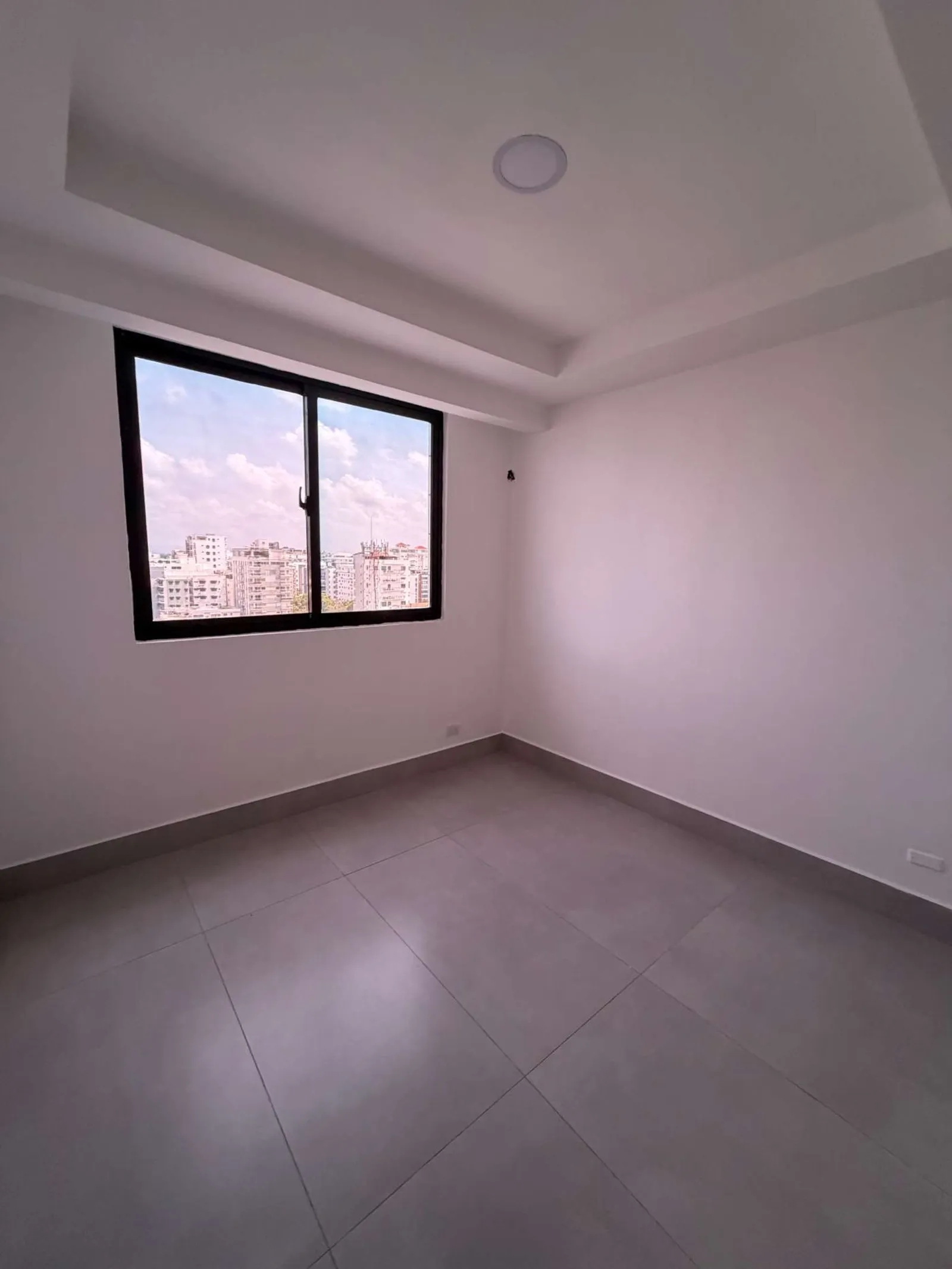 PENTHOUSE, EVARISTO MORALES, Foto 11
