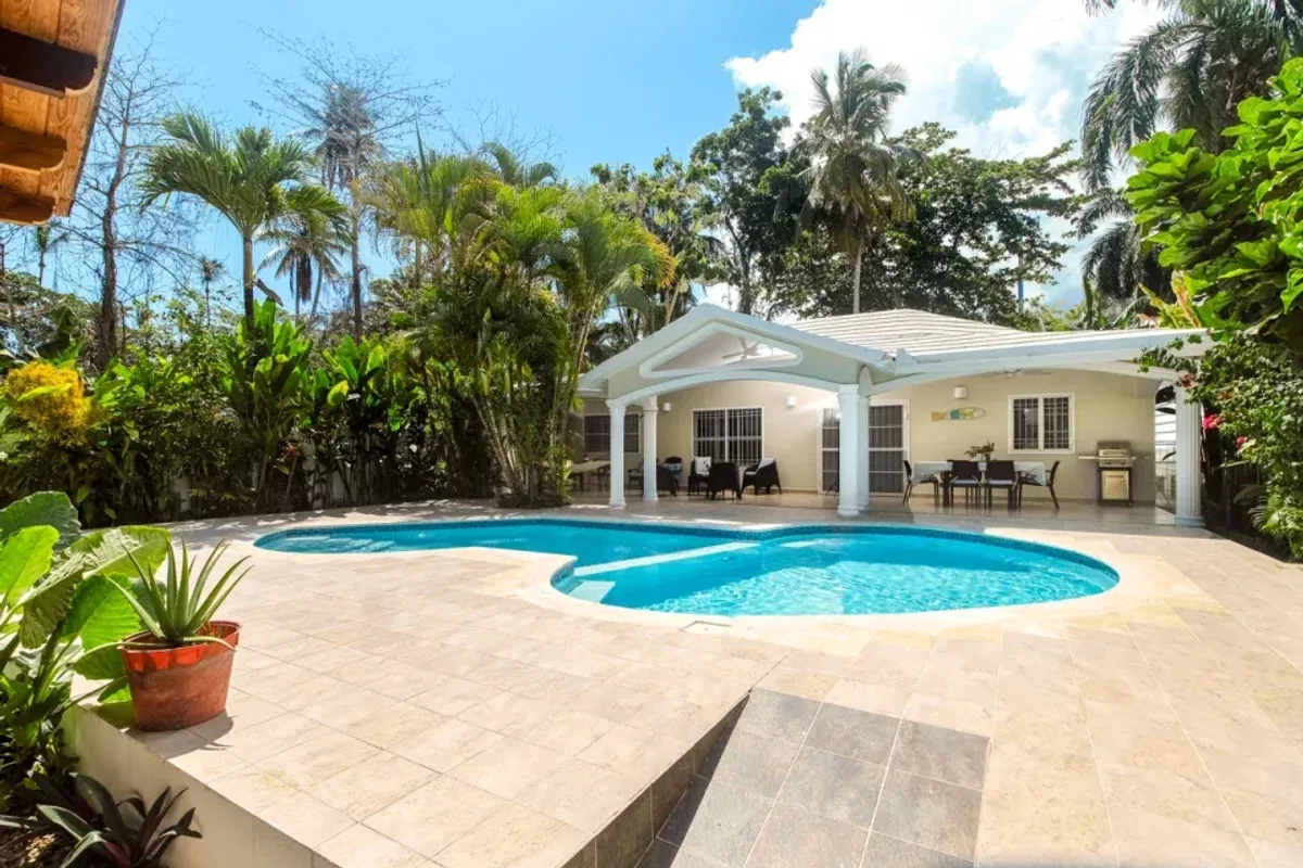 House for Sale 500 m from Playa Las Ballenas in Las Terrenas, main photo