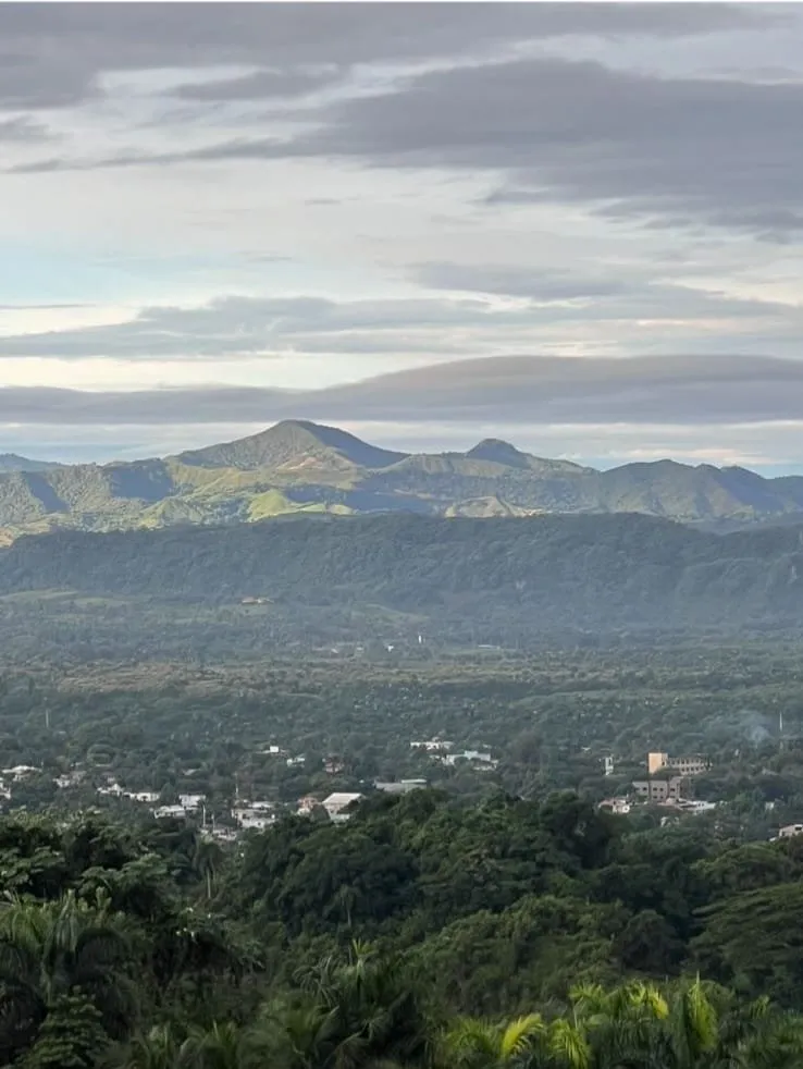 Casa en la Montaña con Majestuosa Vista al Mar y la Ciudad, foto 9