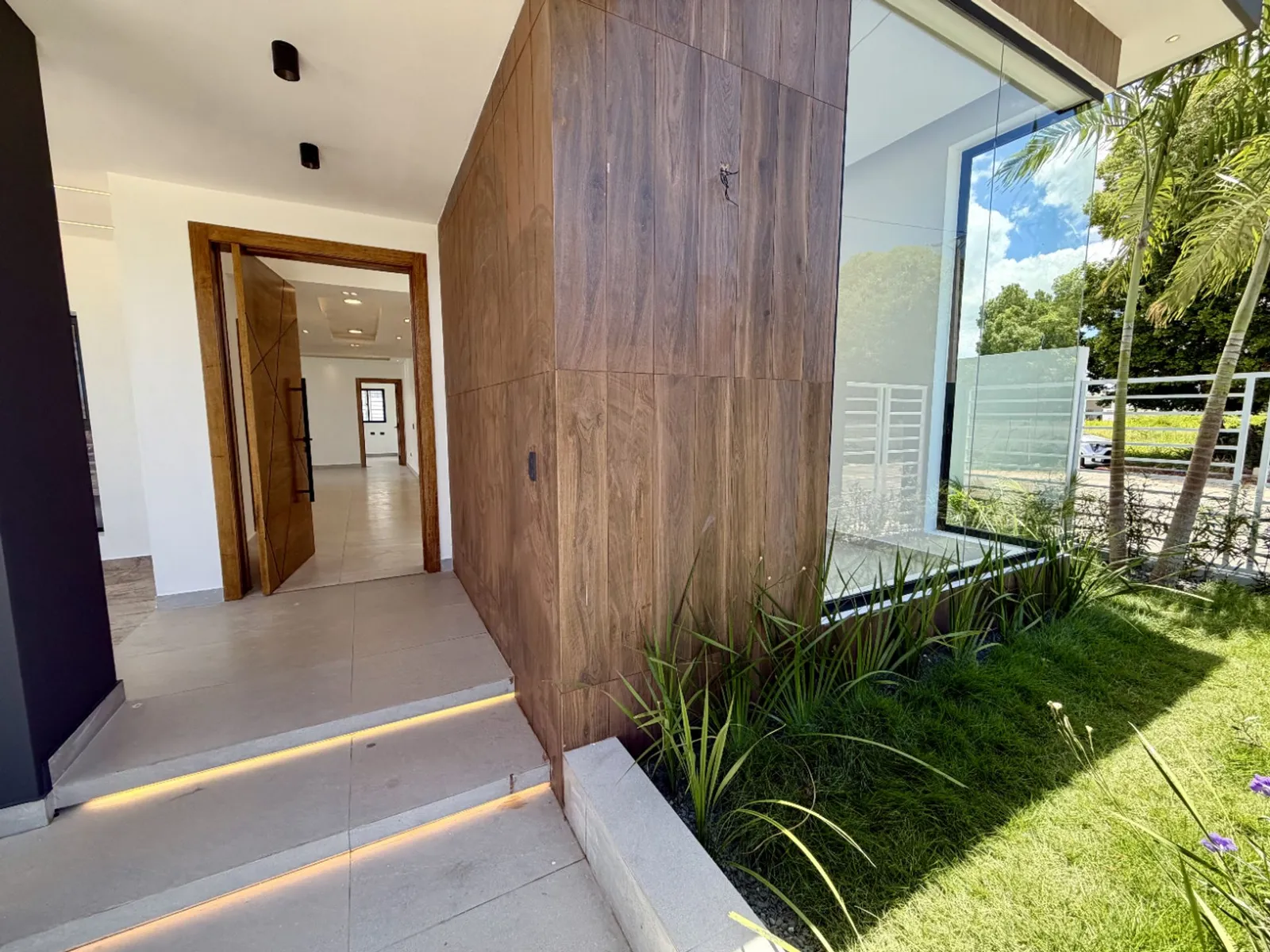 Modern New House for Sale in Res. Don Juan II, photo 2