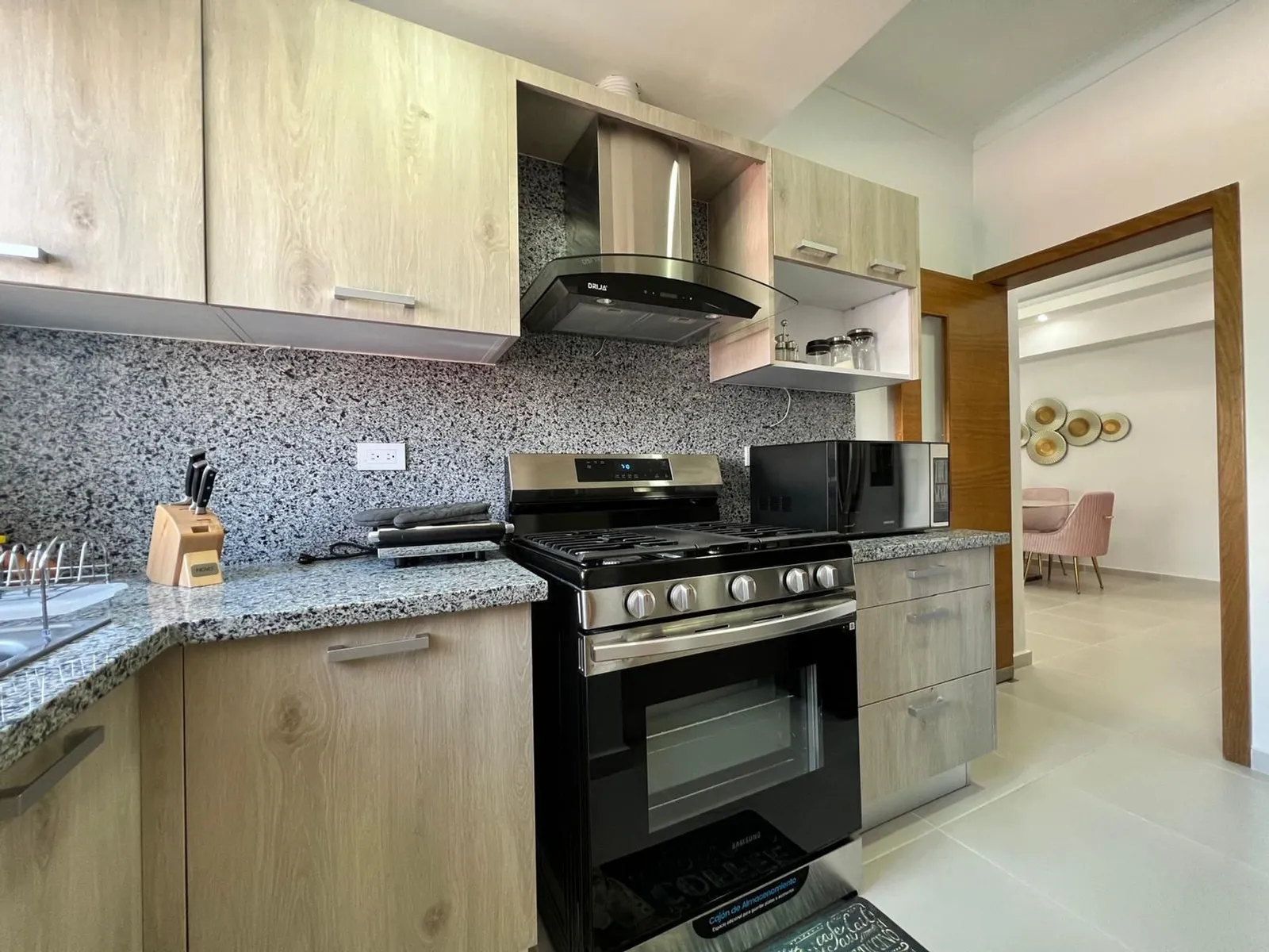 Apartamento en VENTA AMUEBLADO en ENSANCHE NACO, Foto 4