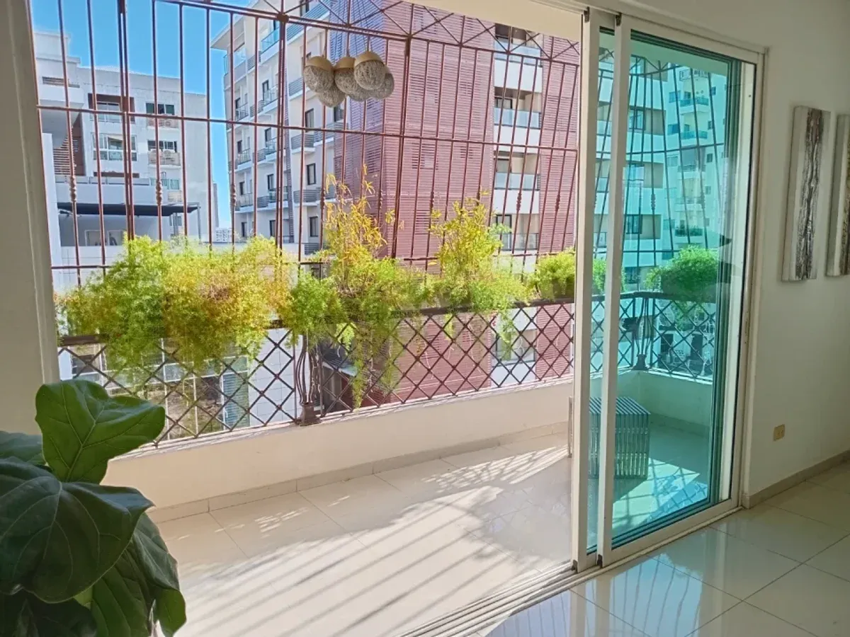 Apartamento familiar con mas de 200m2 y amplio balcon, foto 9