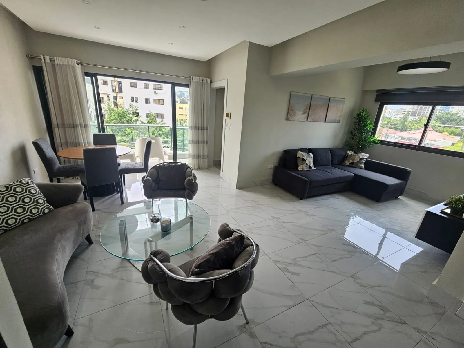 VENTA DE APARTAMENTO 4TO PISO EN ENSANCHE PIANTINI, foto principal