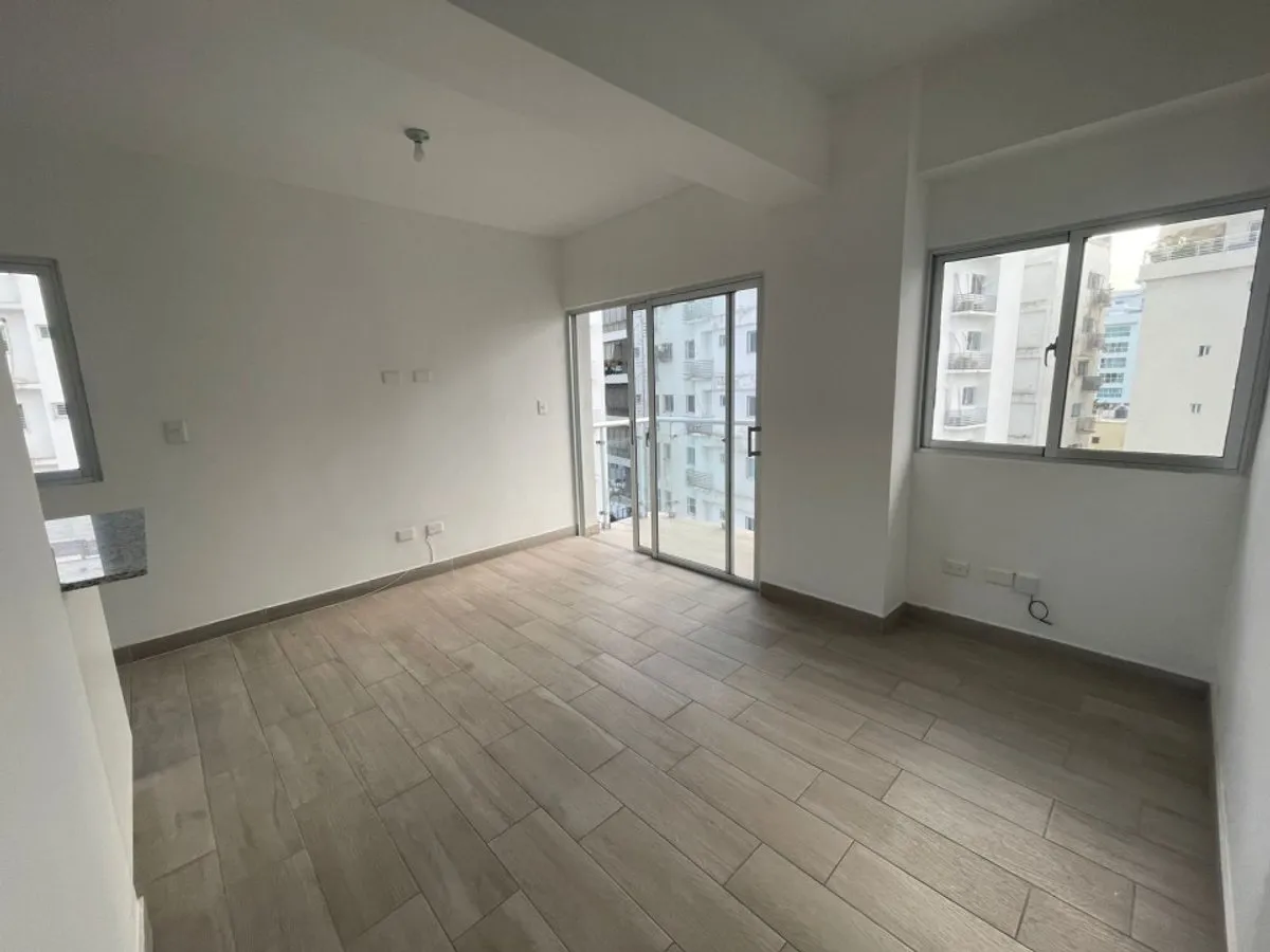 Apartamento en venta cerca de Winston Churchill, foto principal