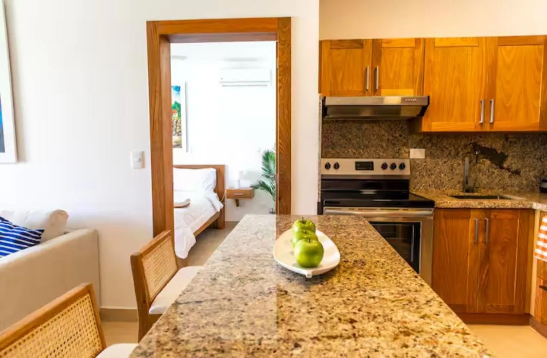 83 m² Second-Line Beach Apartment with Full Services for USD 179,280, photo 7
