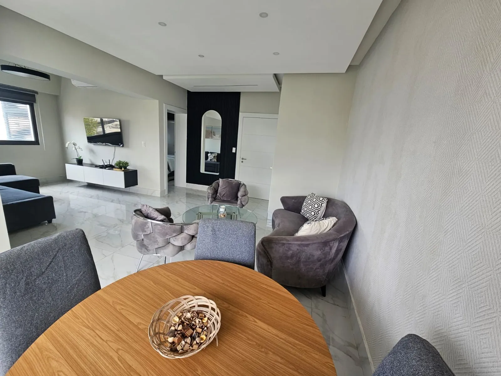 VENTA DE APARTAMENTO 4TO PISO EN ENSANCHE PIANTINI, foto 7