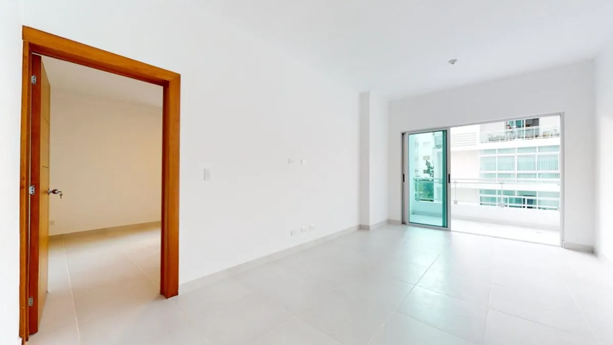 Apartamento en Evaristo Morales, 3 hab, 3 baños, foto 2