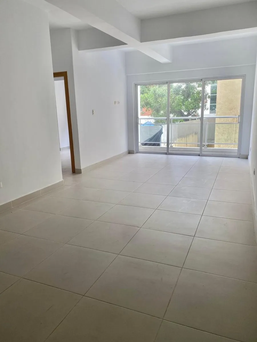 3-Bedroom Apartment for Rent in Bella Vista, main photo