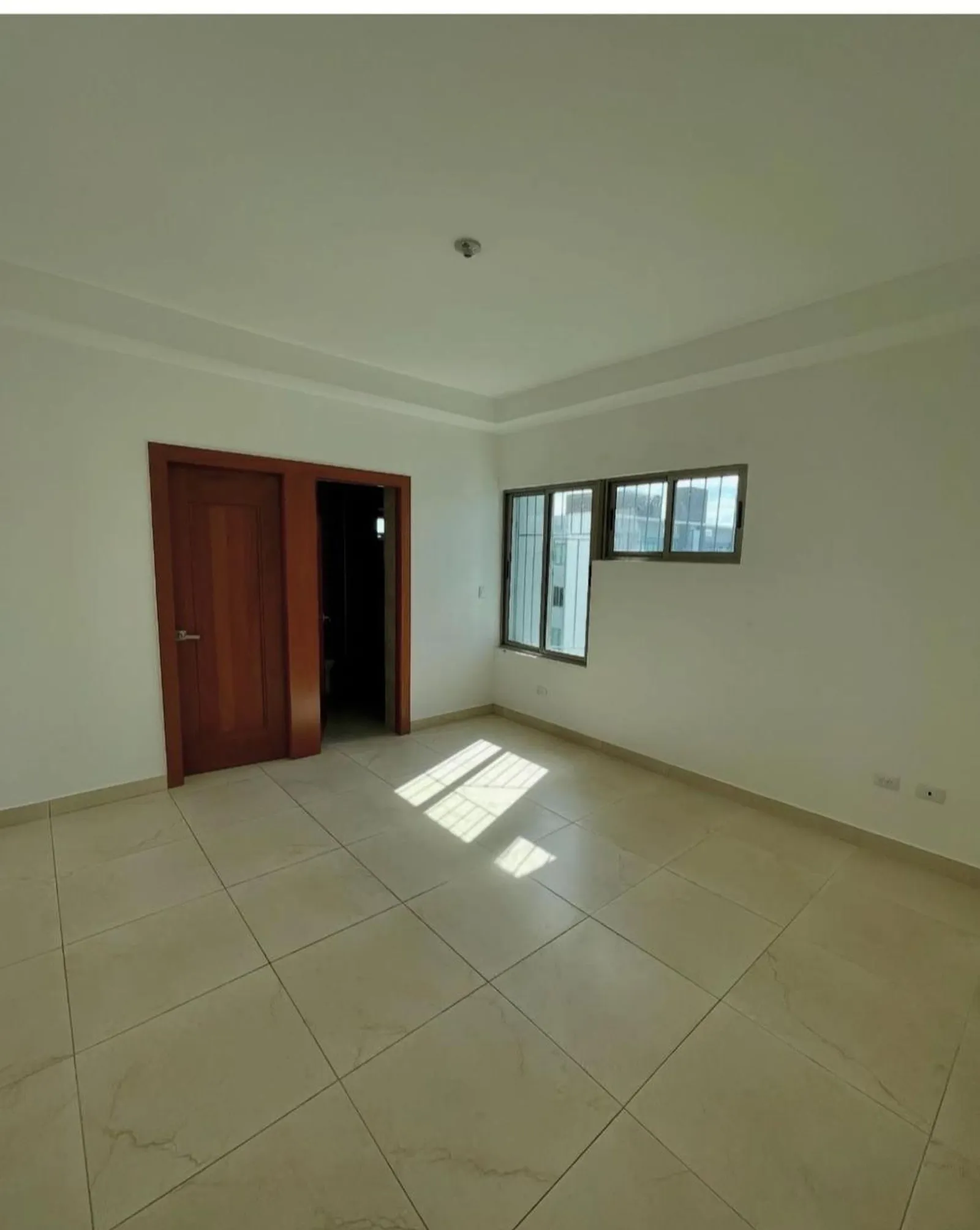 Wohnung in Jardines del Este, Foto 3