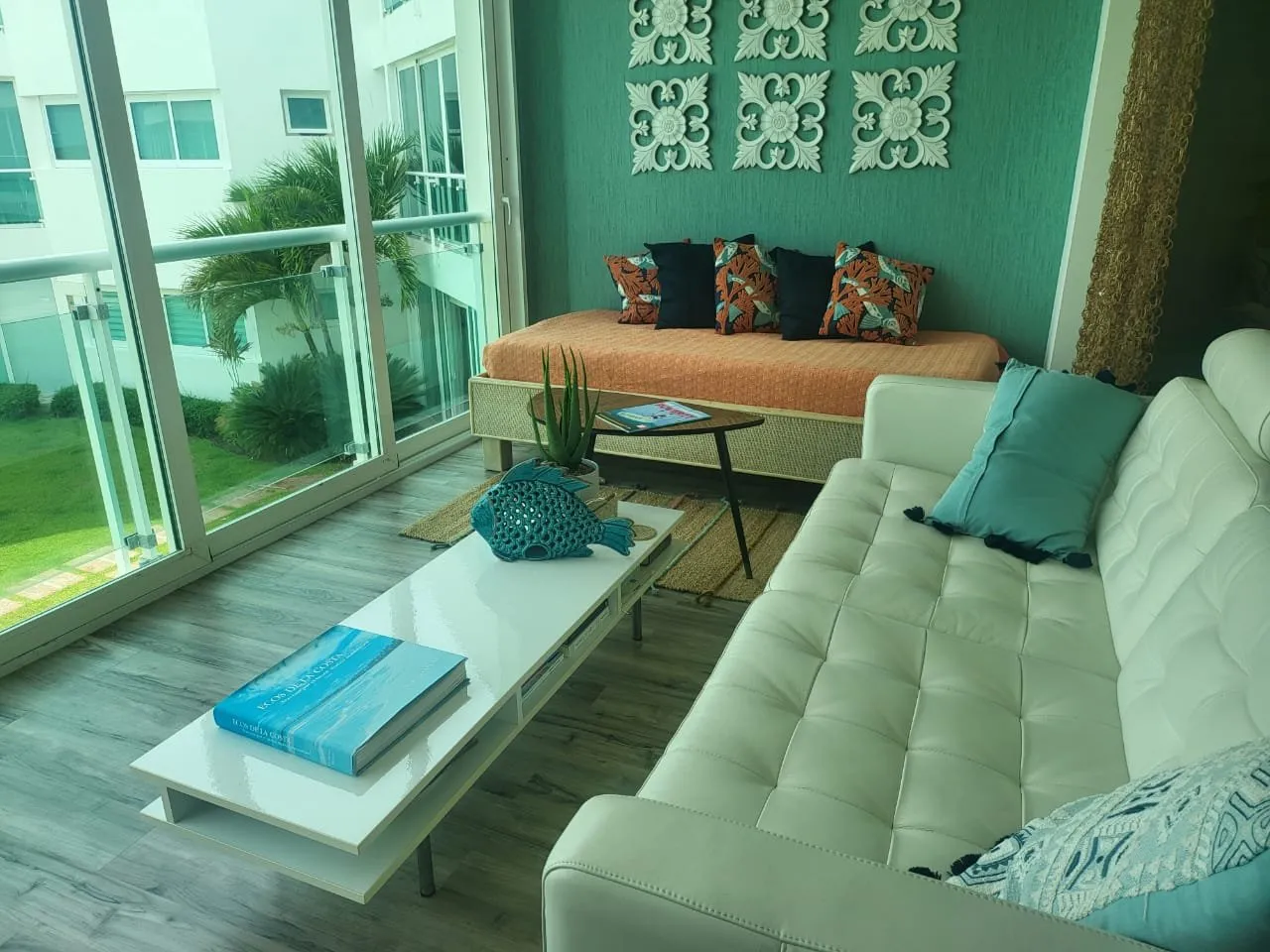 EN VENTA – ESPECTACULAR APARTAMENTO FRENTE AL MAR Y CON PISCINA DISPONIBLE, foto 15