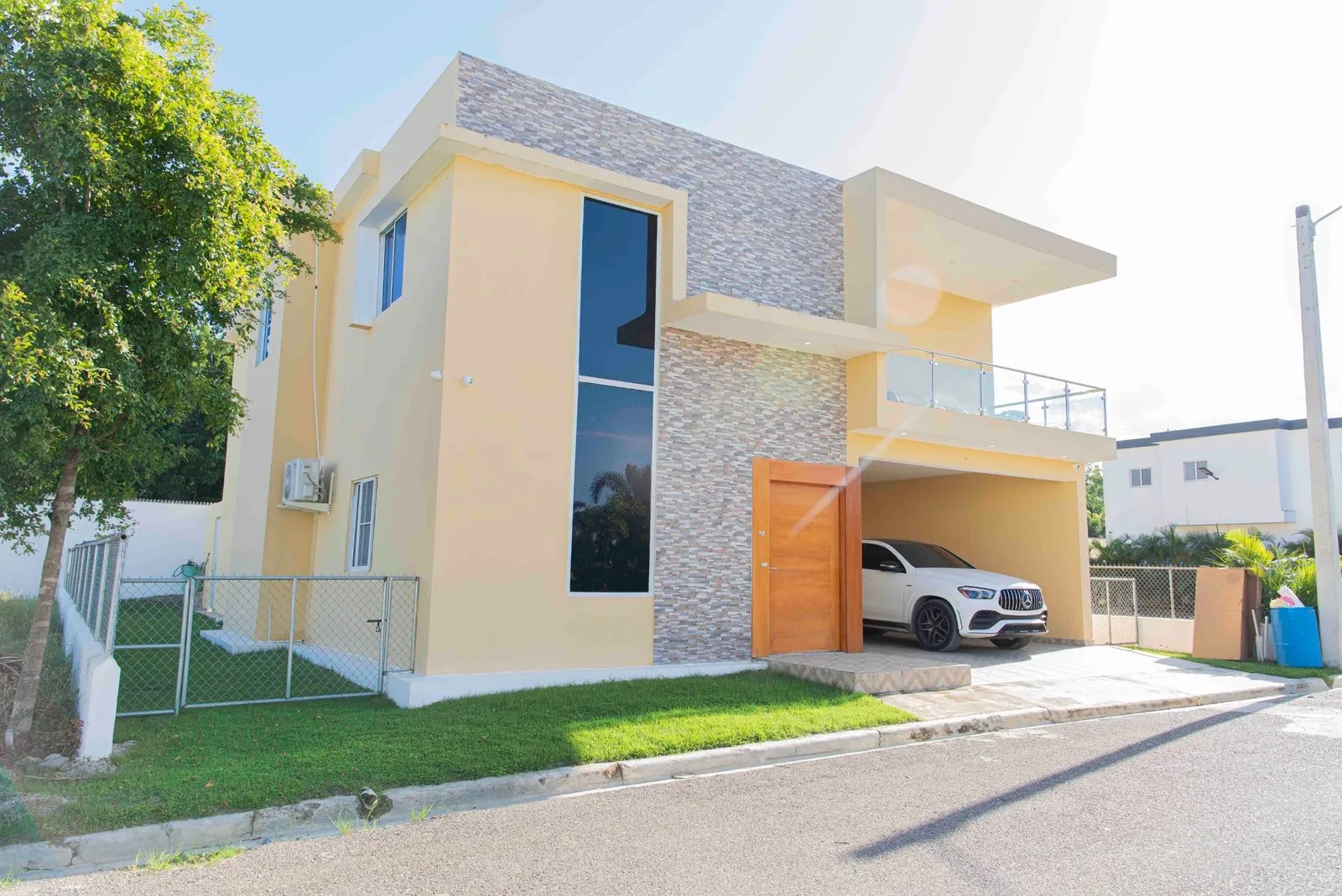 MAISON MODERNE À DEUX NIVEAUX DANS PROJET PRIVÉ – PUERTO PLATA, photo 9