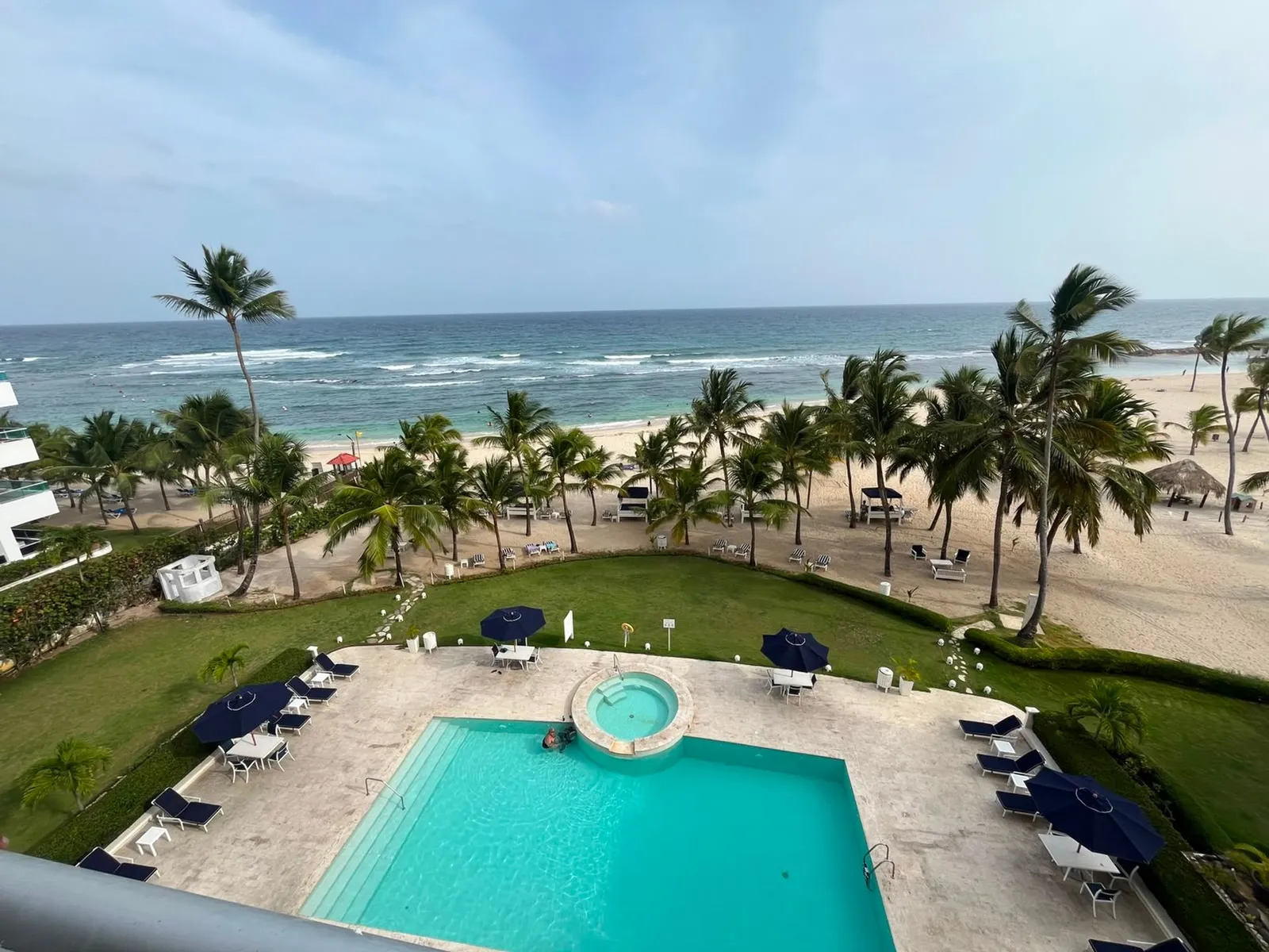APPARTEMENT À VENDRE À JUAN DOLIO VUE MER, photo principale