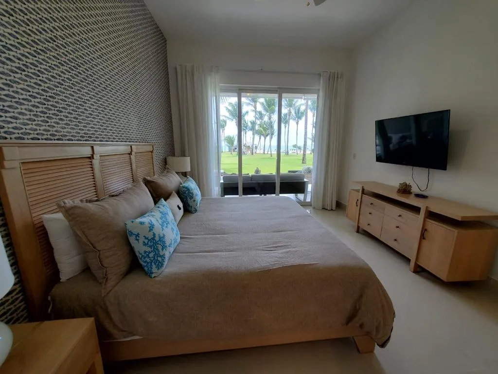 PERFECT FOR INVESTING – OCEANFRONT APARTMENT – PRIVATE COMPLEX, photo 11