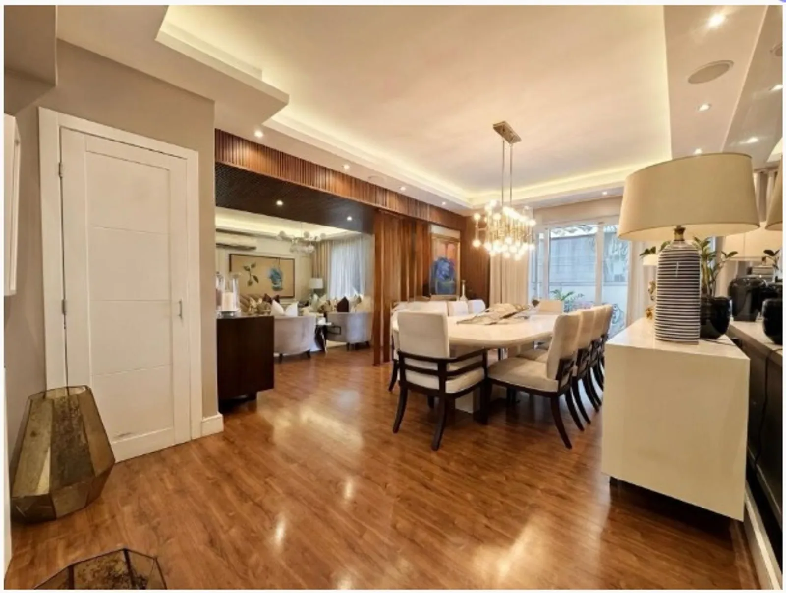 VENTA DE EXCLUSIVO APTO EN EVARISTO MORALES, foto 2