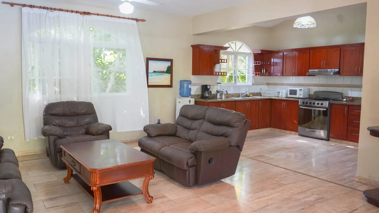 CASA DE 3HB – PISCINA Y JACUZZI – DOS APARTAMENTOS ADJUNTOS, foto 8