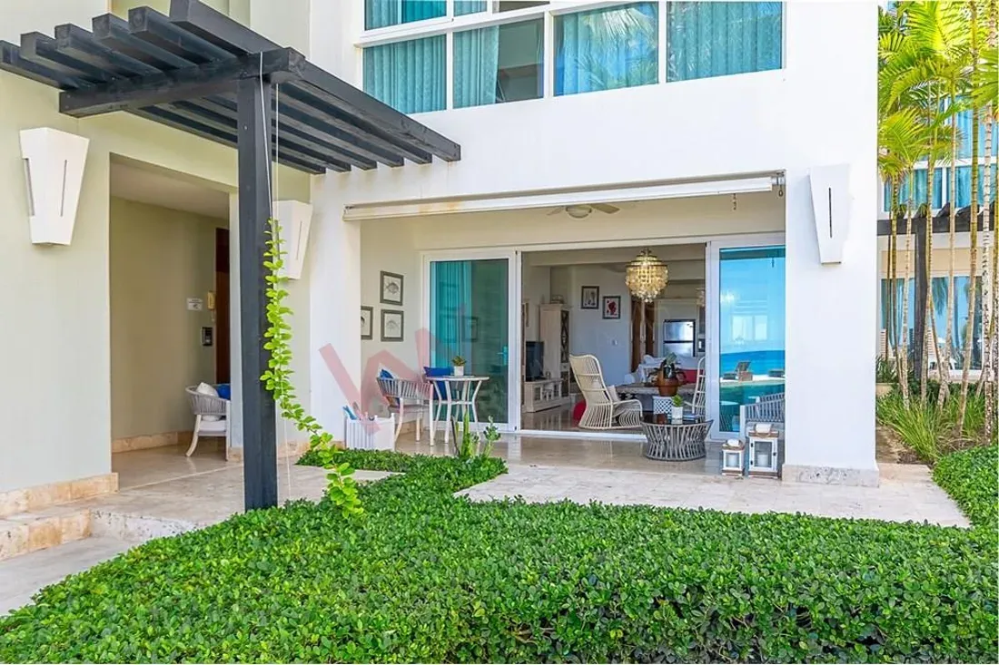 LUXUEUX APPARTEMENT EN FRONT DE MER, photo principale